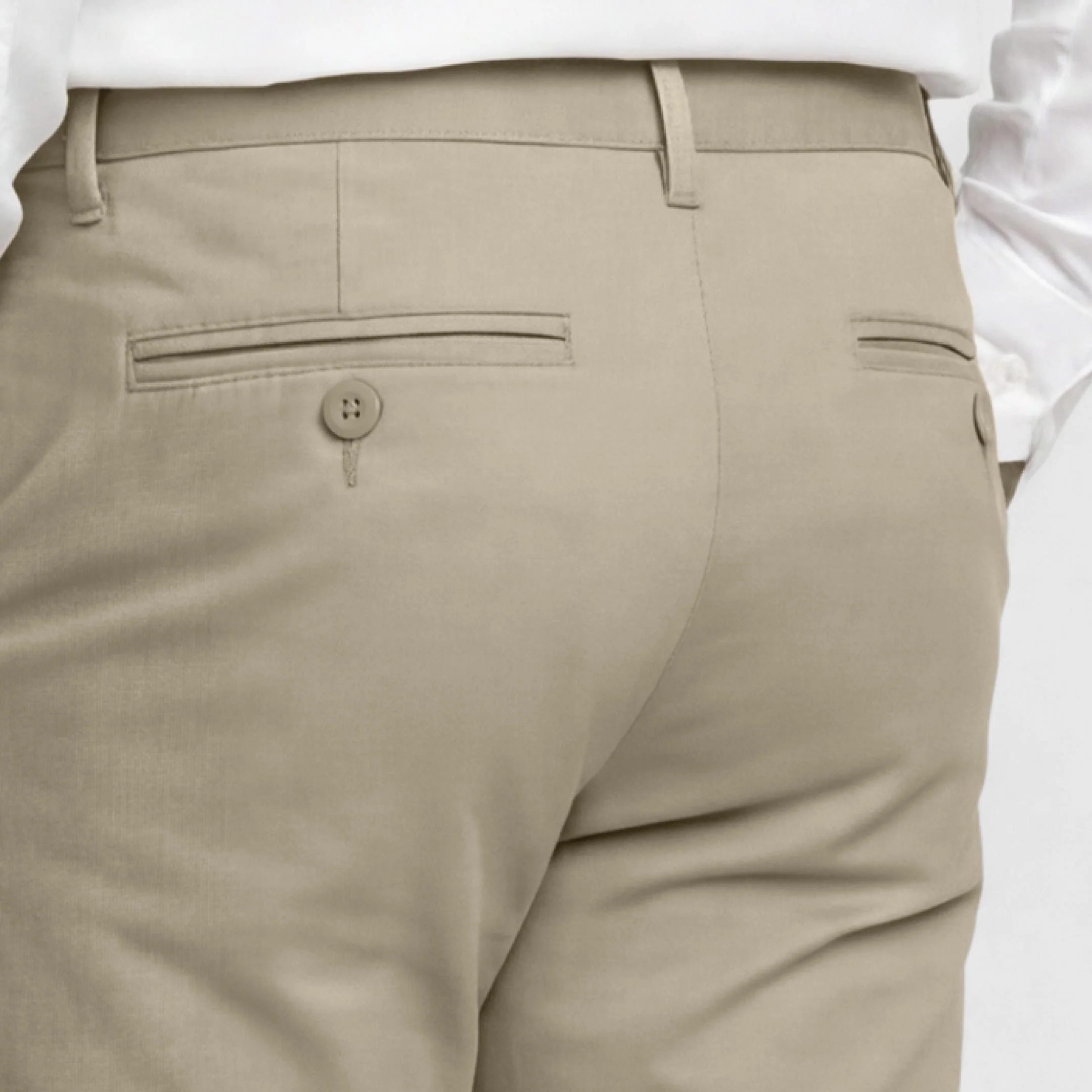 Khaki Lightweight Signature Chino - Image 4
