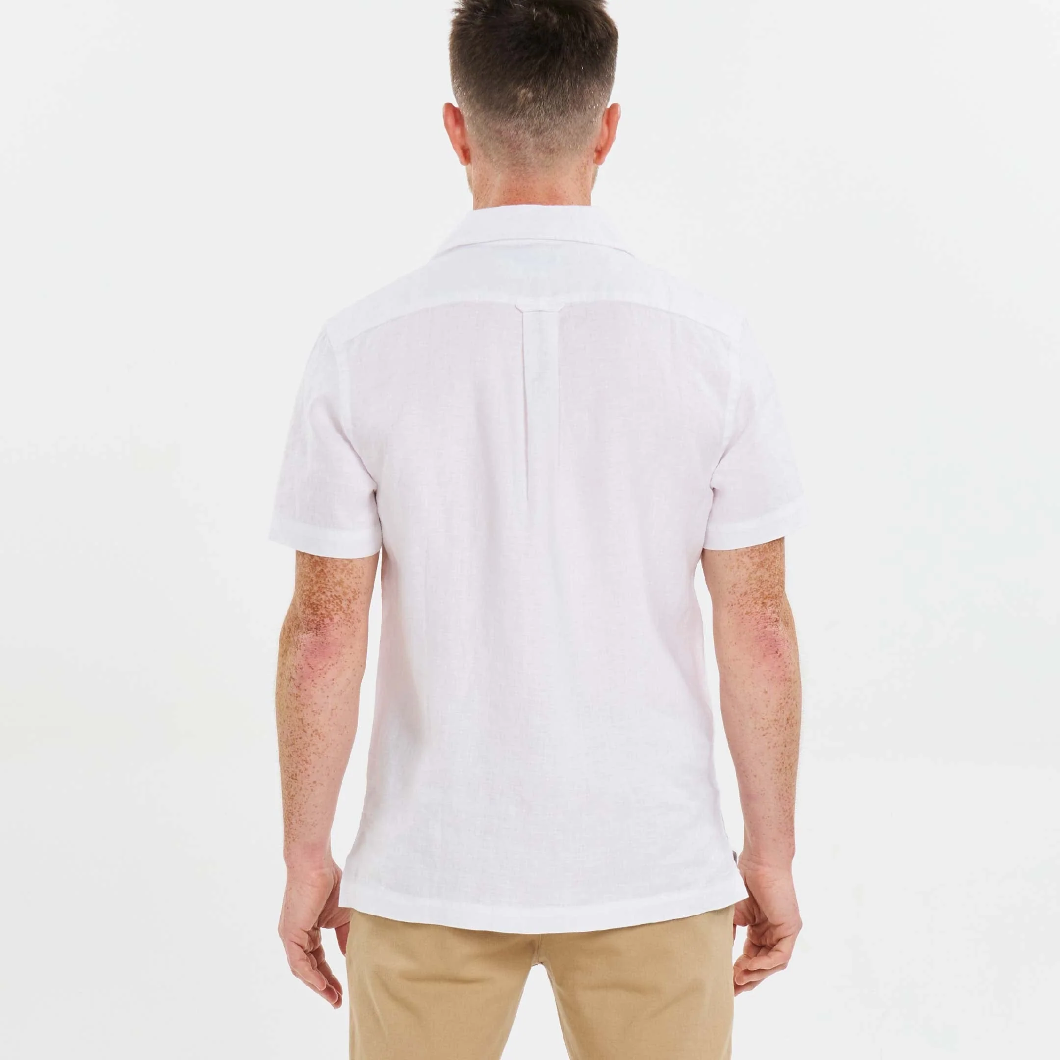 White Linen Camp Collar Short Sleeve Shirt - Image 3